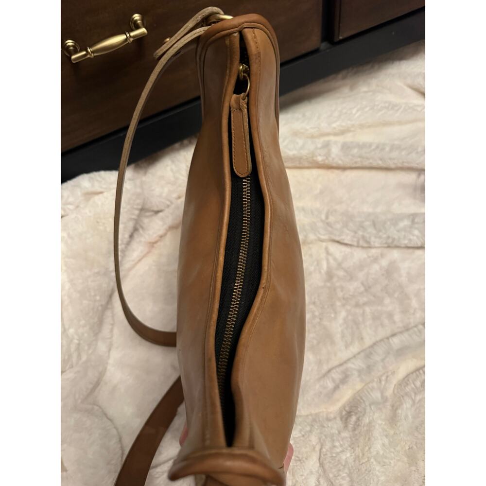 RARE Gorgeous Coach Vintage Beckett in Putty Natural Condition - Picture 8 of 11